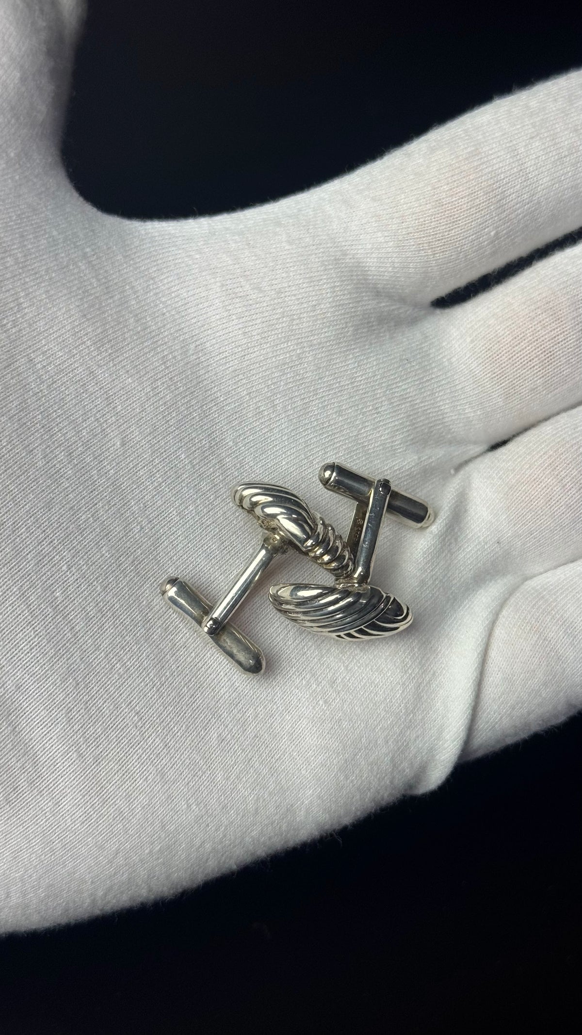 Tiffany & Co. – spinki do mankietów