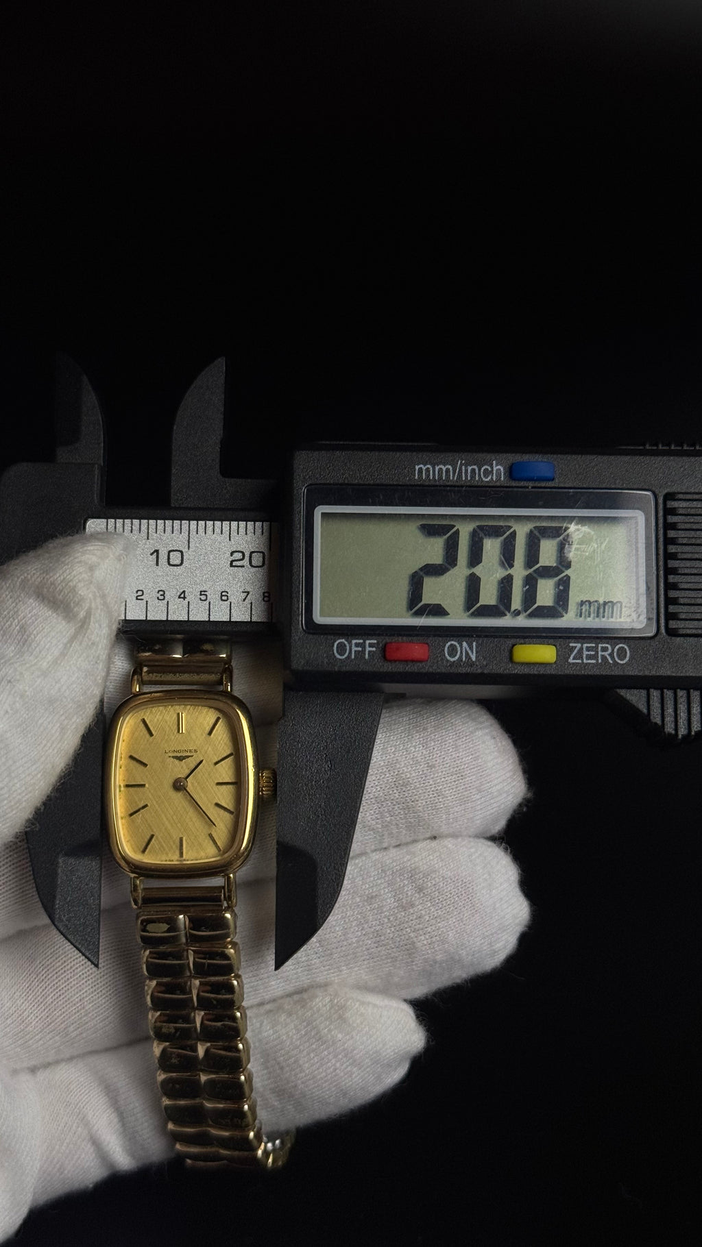 Longines – damski zegarek vintage z prostokątną kopertą