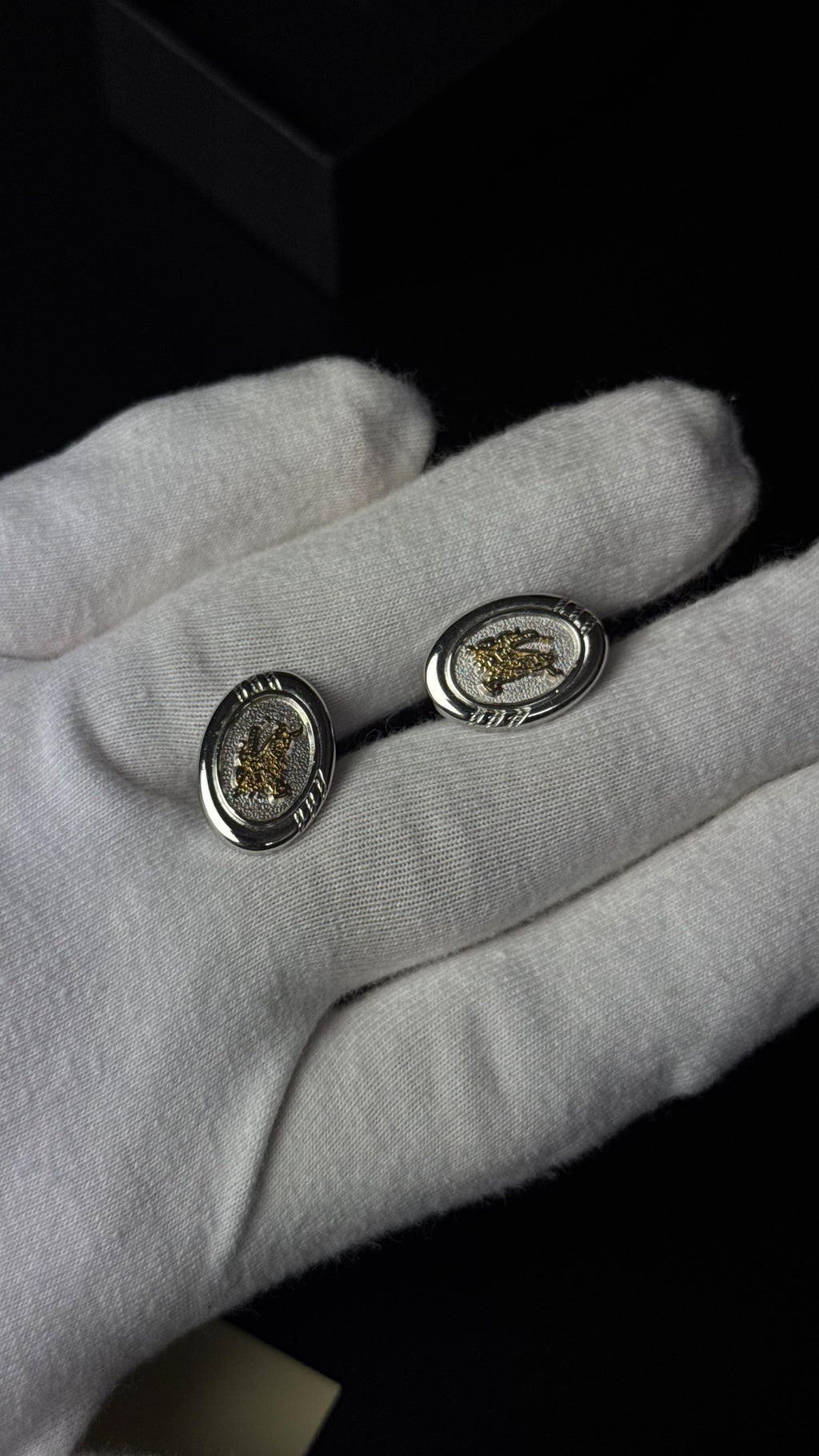 Burberry – spinki do mankietów + spinka do krawata