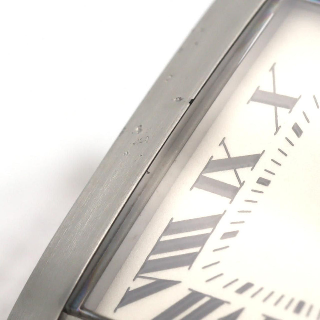 Cartier Tank Française MM W51011Q3 – datownik, srebrna tarcza, stalowa bransoleta