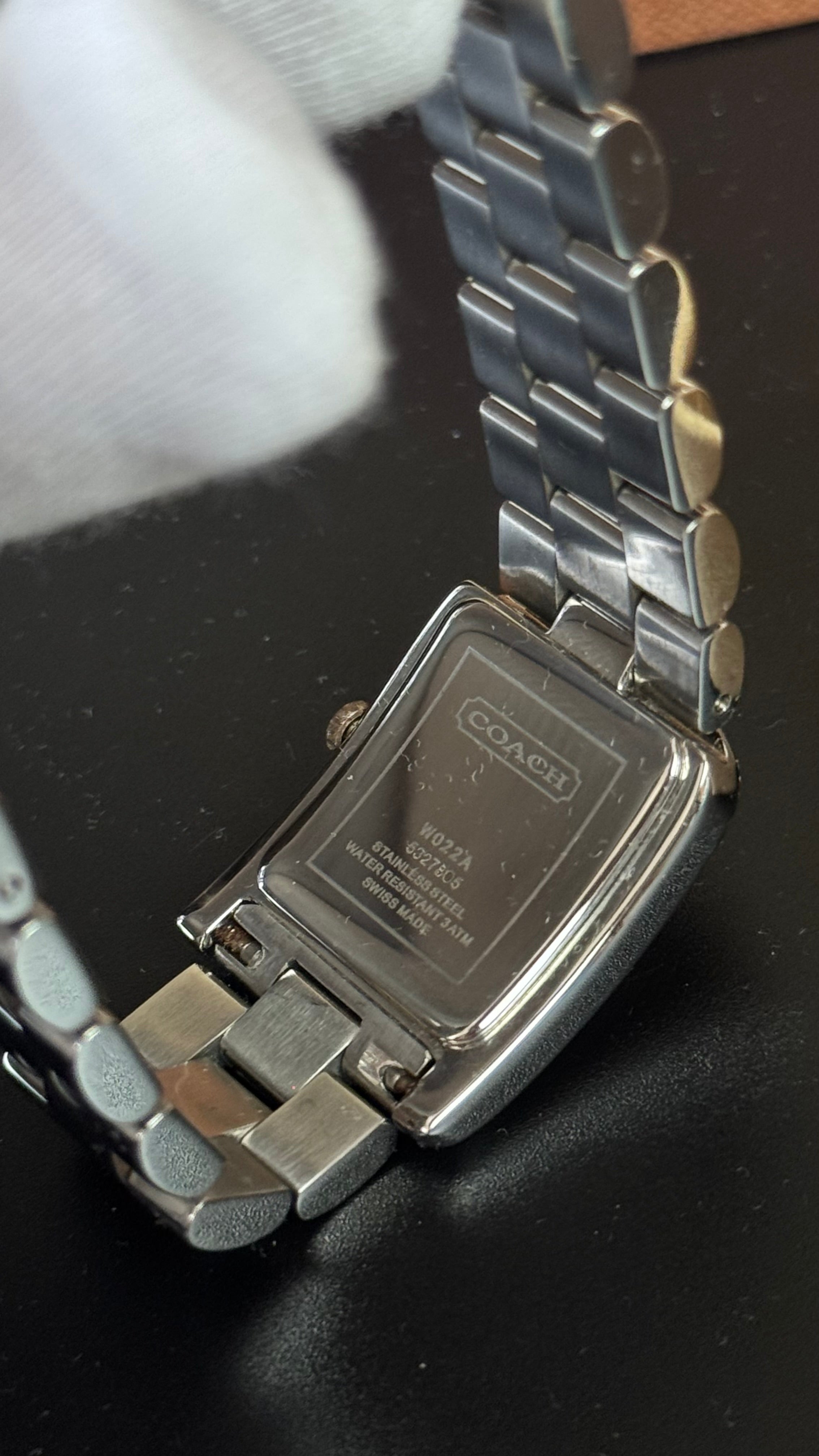Coach W002A – damski zegarek Swiss Made