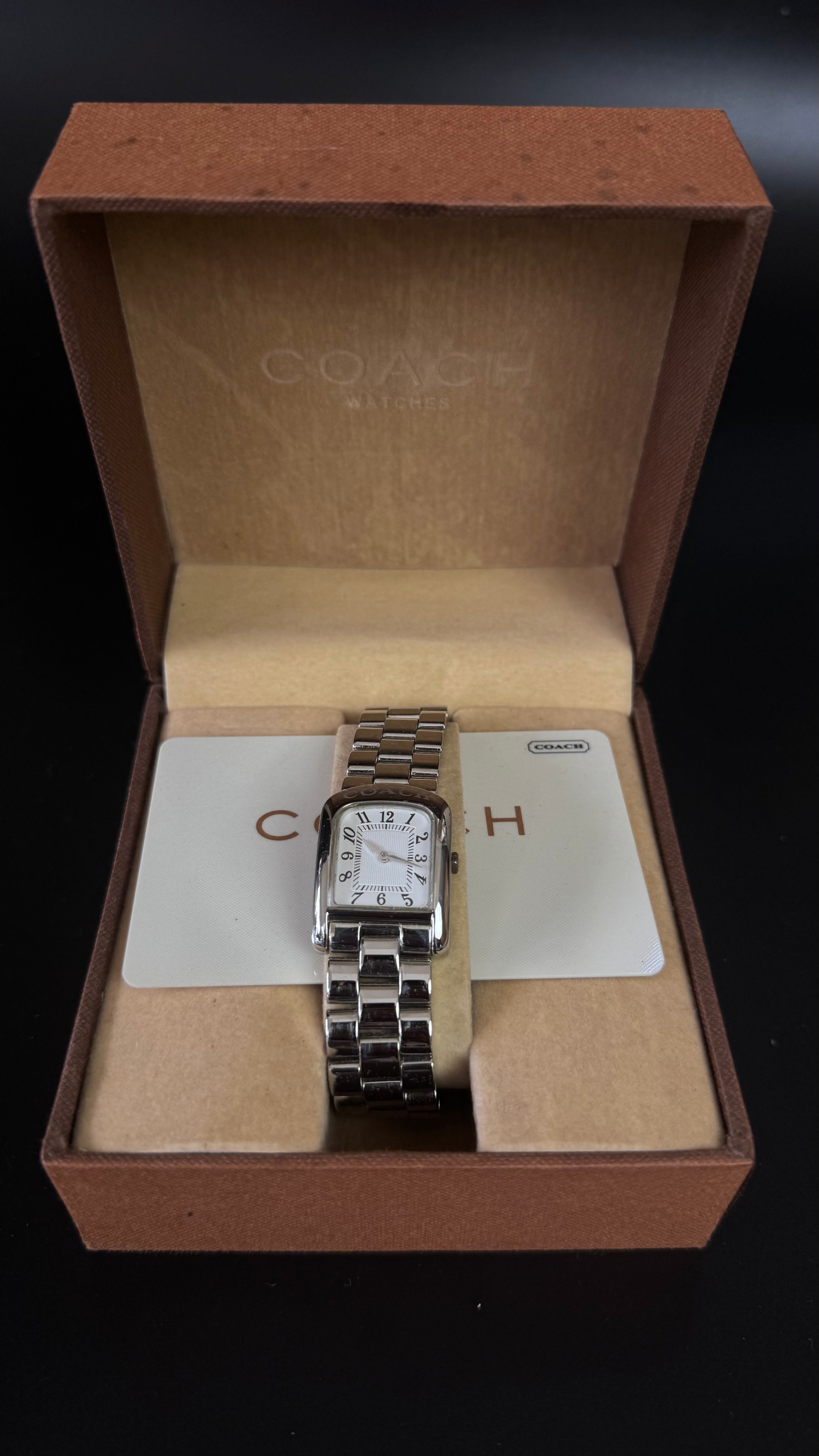 Coach W002A – damski zegarek Swiss Made