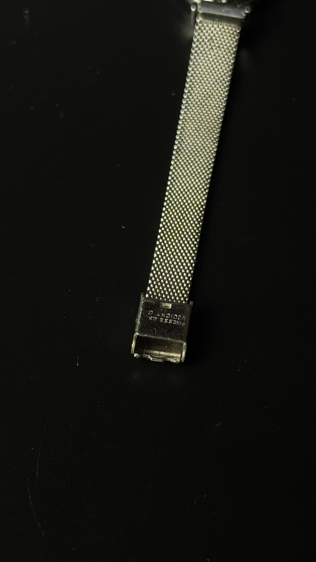 Omega De Ville – koktajlowy, szampańska tarcza, bransoleta mesh