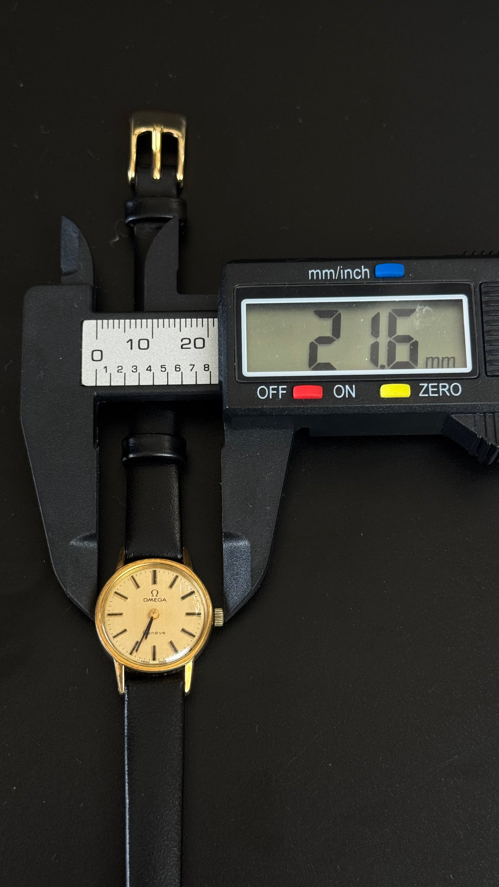 Omega Genève Manual