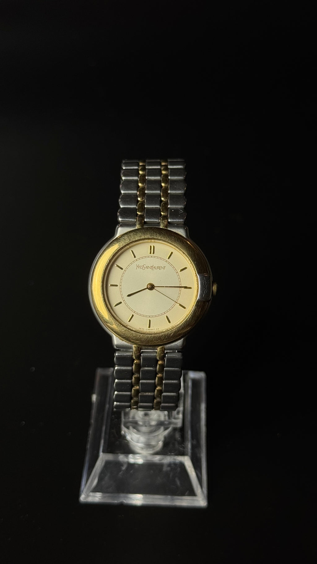 Yves Saint Laurent – zegarek vintage z szampańską tarczą na dwukolorowej bransolecie
