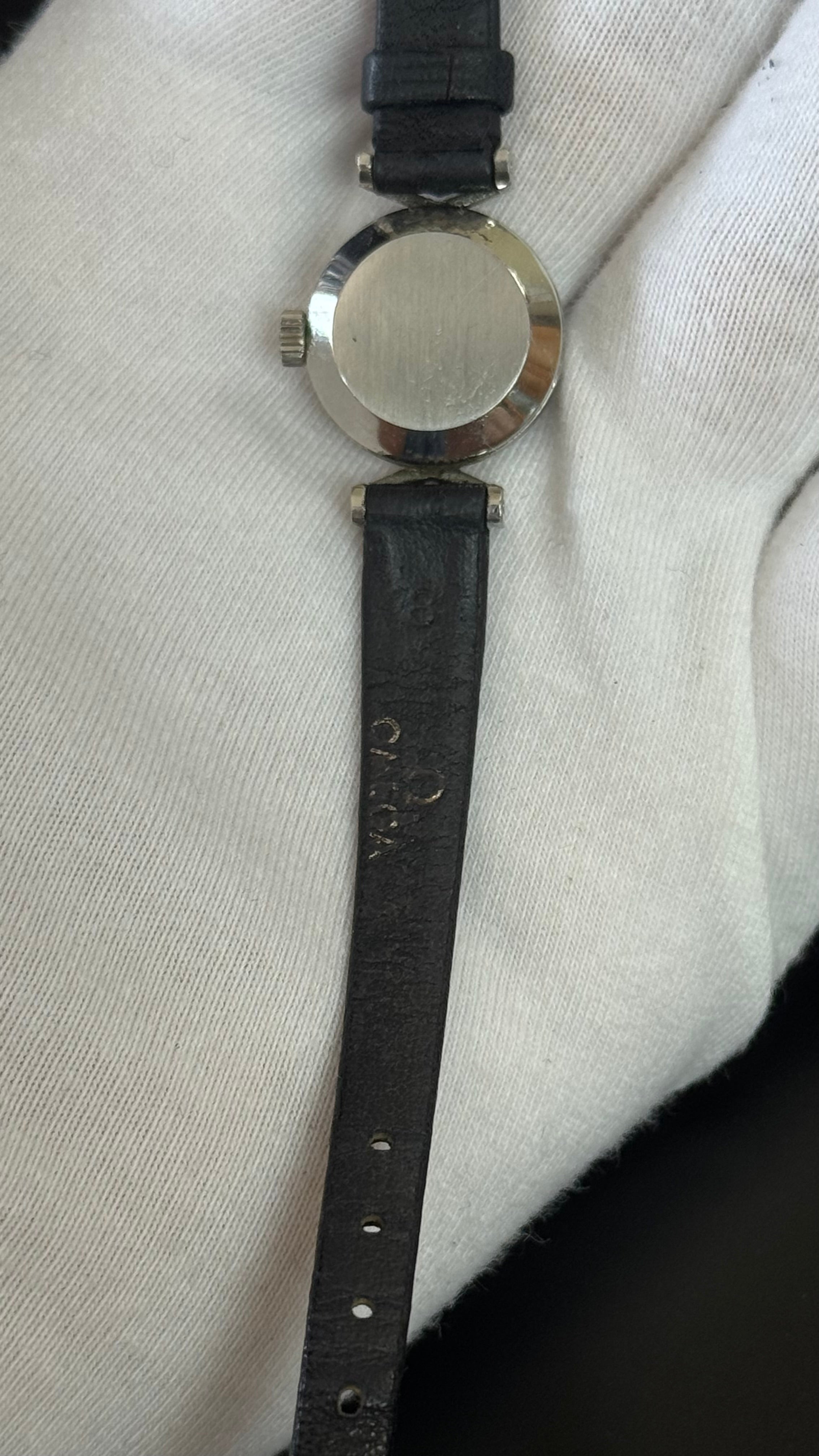 Vintage Omega Genève – damski zegarek z naciągiem ręcznym