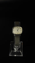 Omega Genève – zegarek vintage z szampańską tarczą na bransolecie mesh