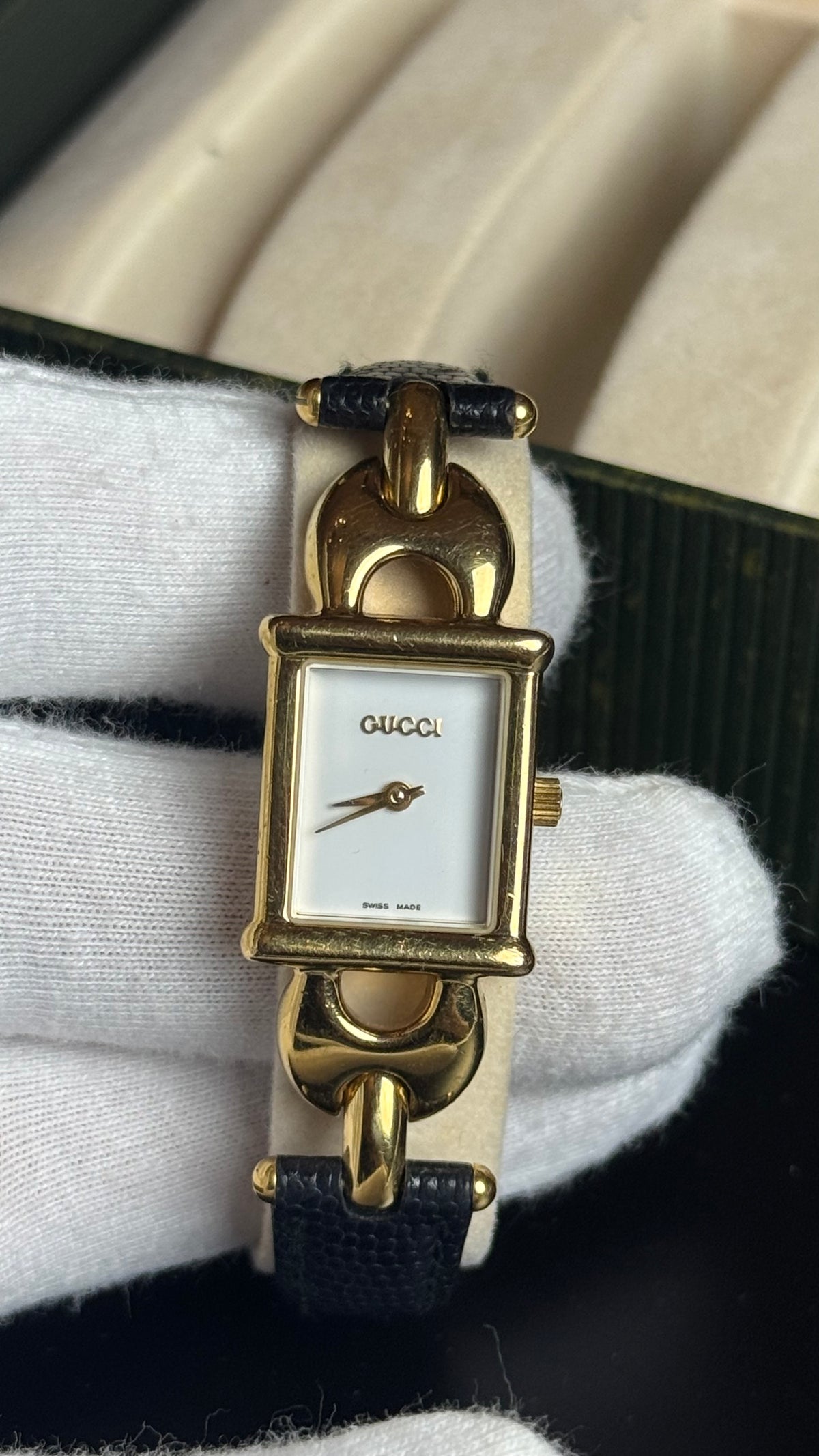 Gucci 1800L Vintage Zegarek Damski Gold Tone