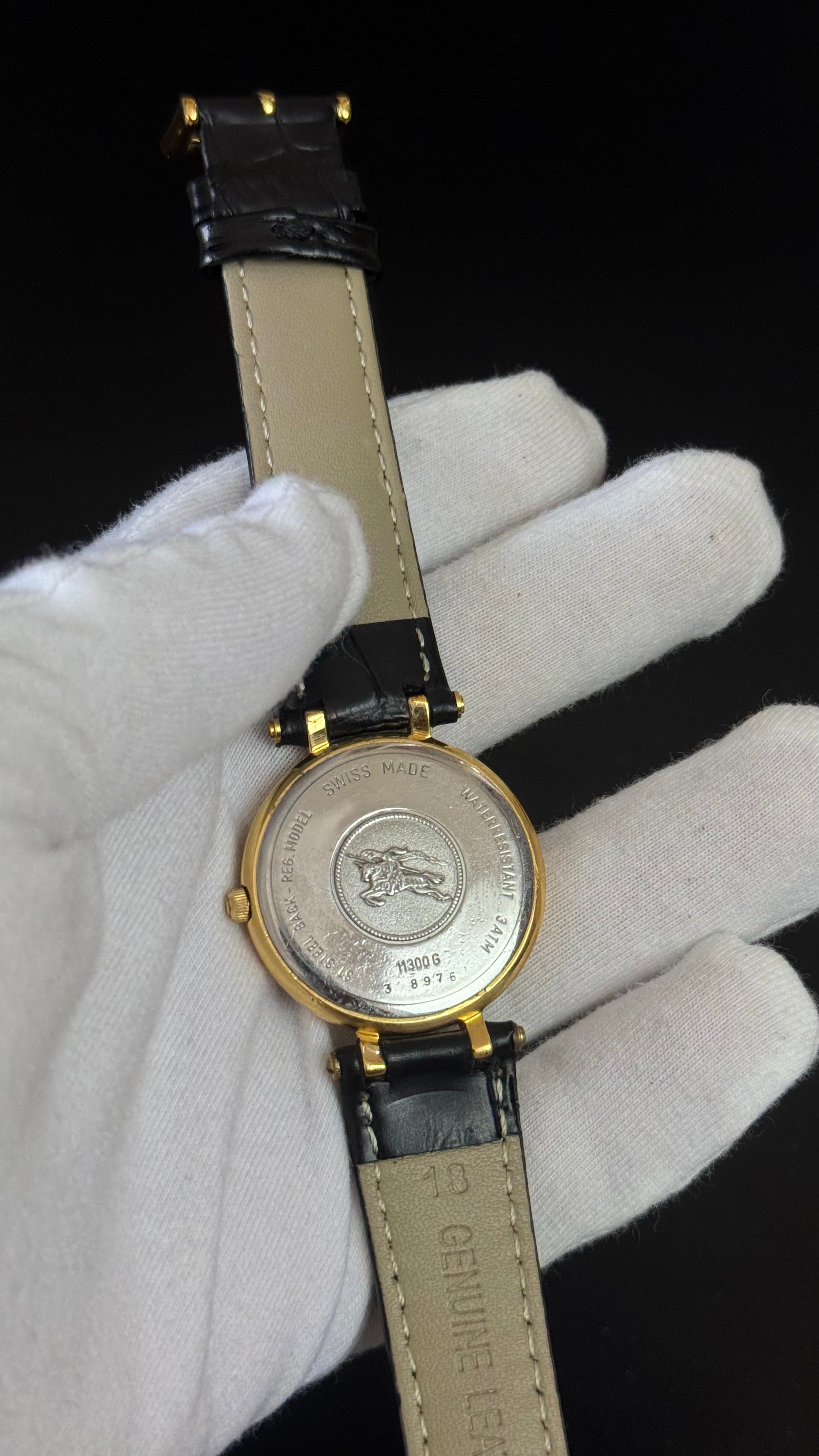 Vintage Burberry 11300G Quartz