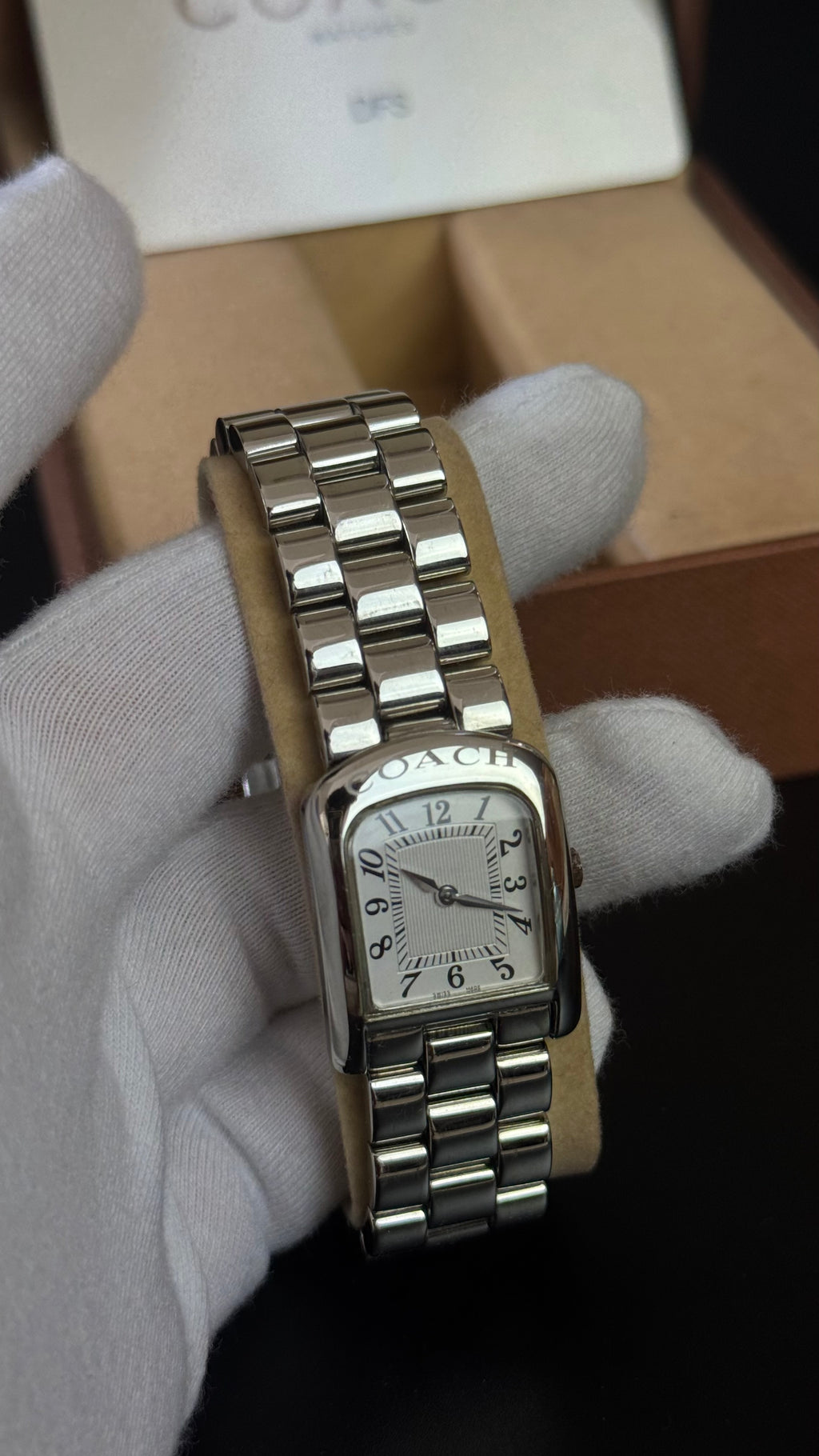 Coach W002A – damski zegarek Swiss Made