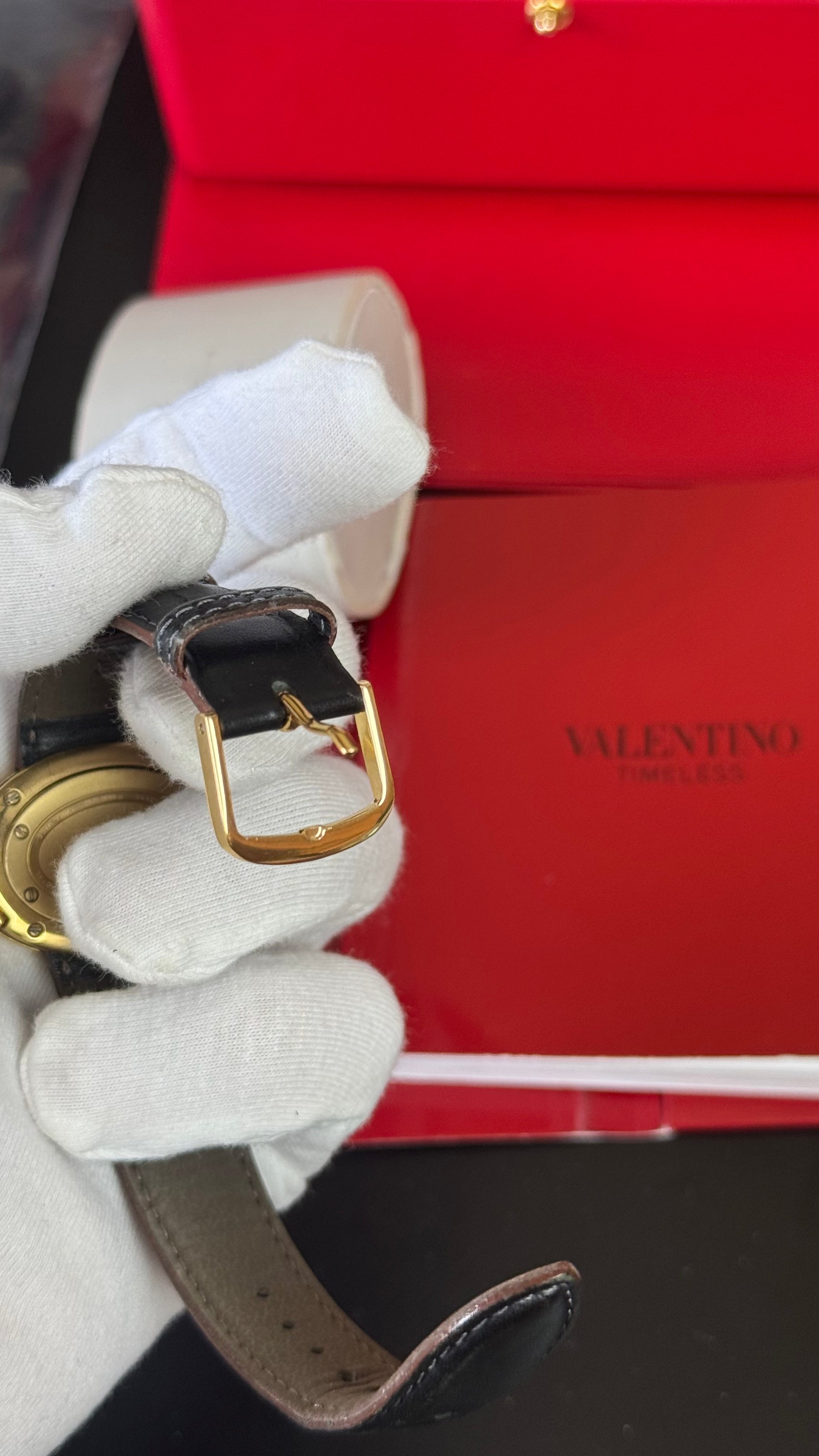 Valentino P0806.0752 – damski zegarek Swiss Made