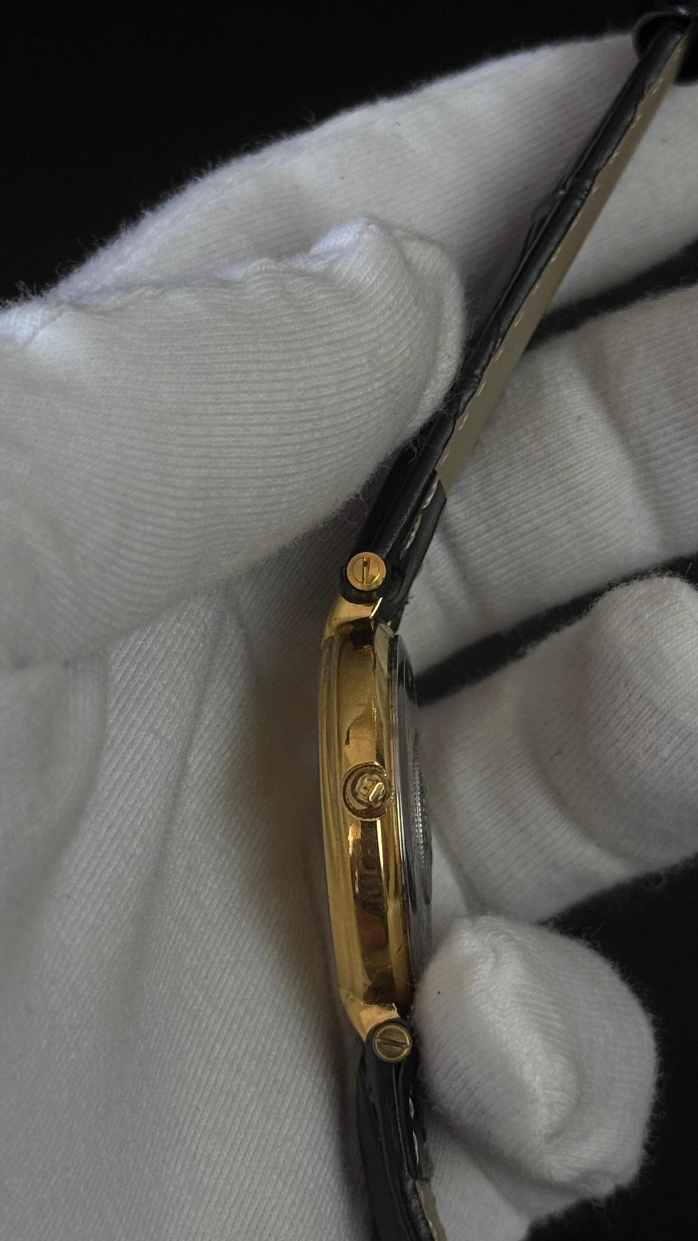 Vintage Burberry 11300G Quartz