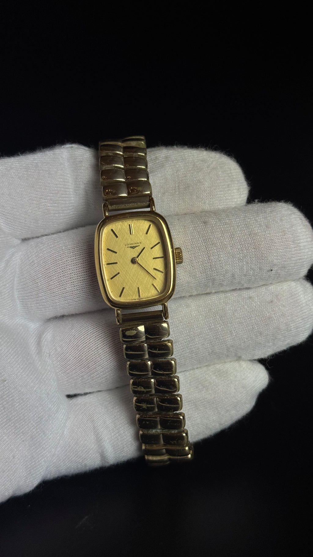 Longines – damski zegarek vintage z prostokątną kopertą