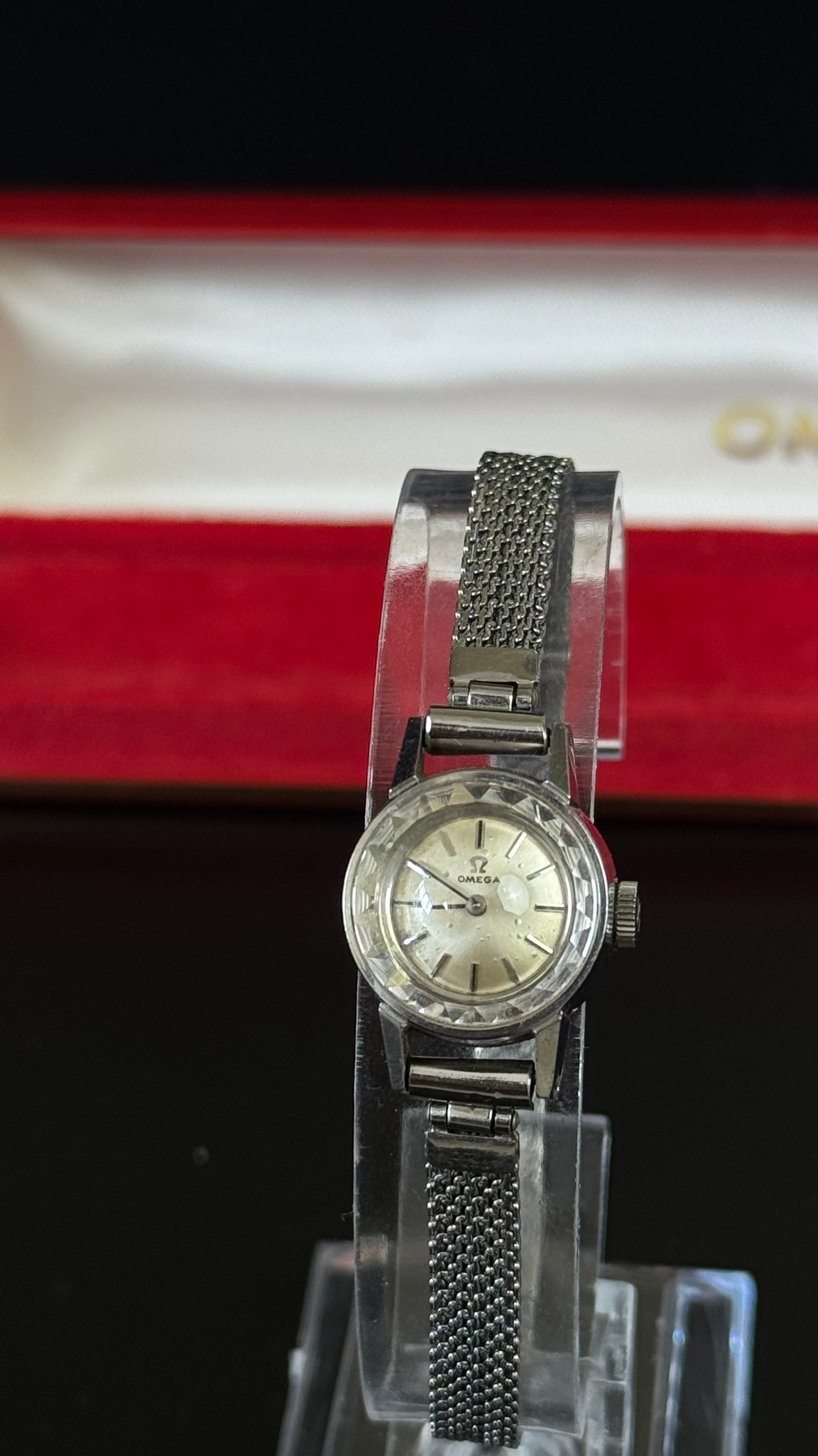 Omega vintage zegarek koktajlowy mechaniczna