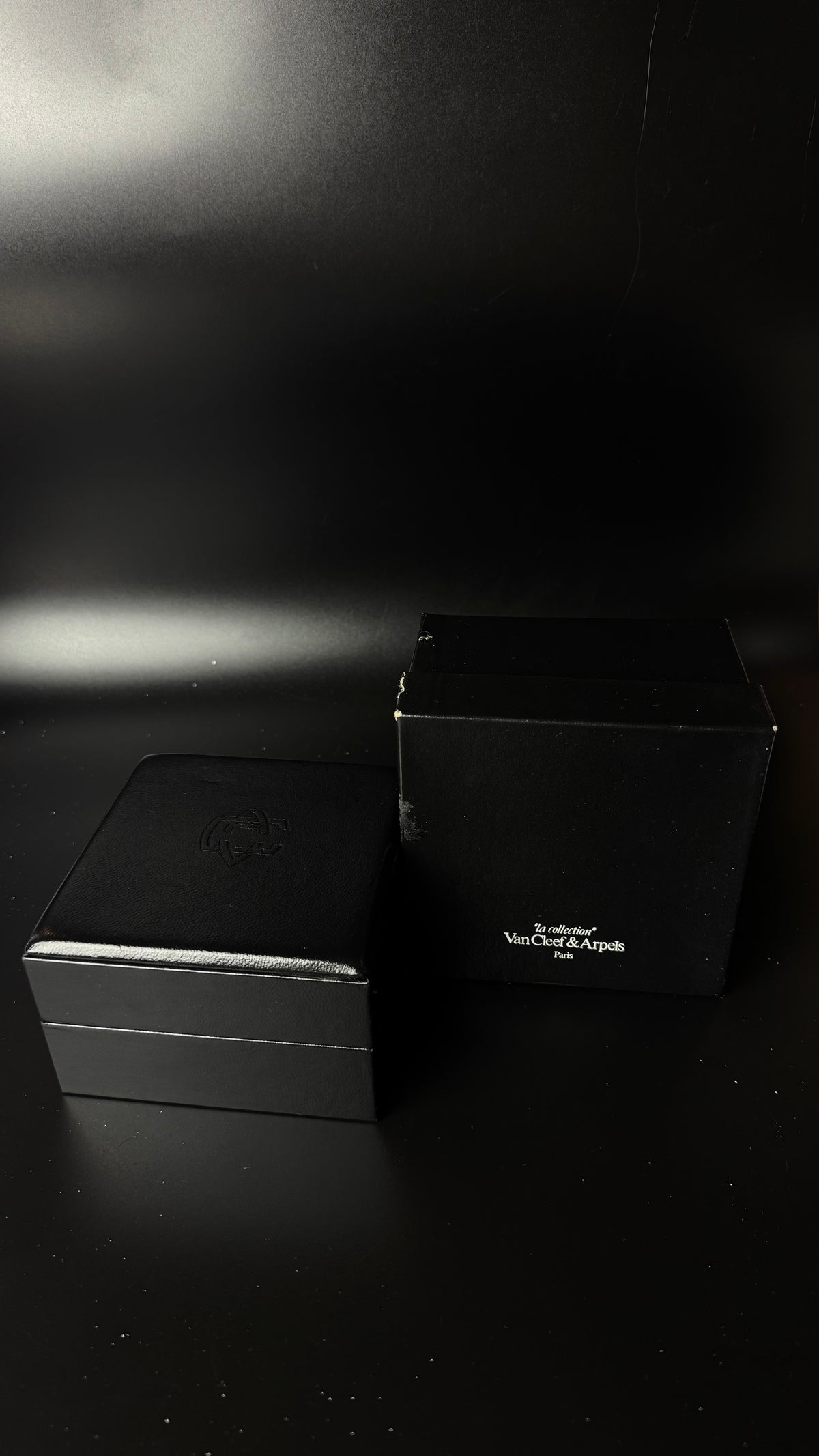 Van Cleef & Arpels La Collection – zegarek vintage z białą tarczą i dwukolorową kopertą