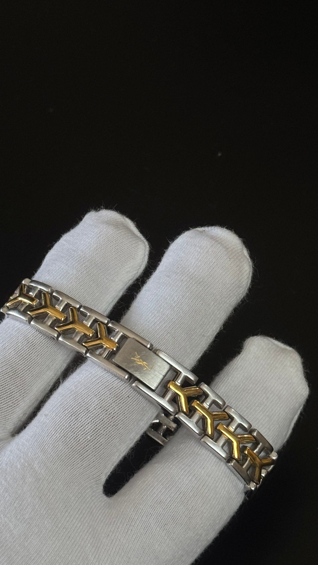 Vintage Yves Saint Laurent 2200-226313 – damski zegarek kwarcowy