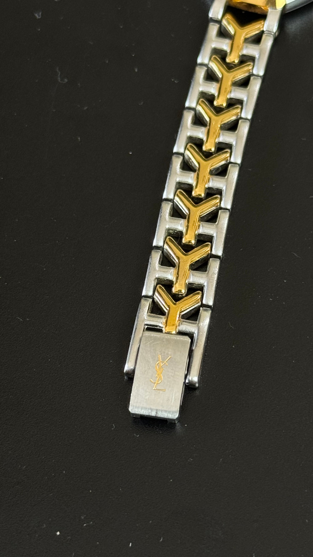 Vintage Yves Saint Laurent 2200-226313 – damski zegarek kwarcowy