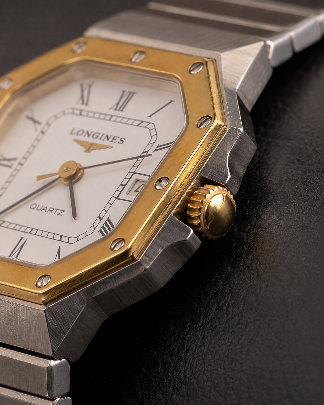 Longines kwarcowy ze śrubowanym bezelem