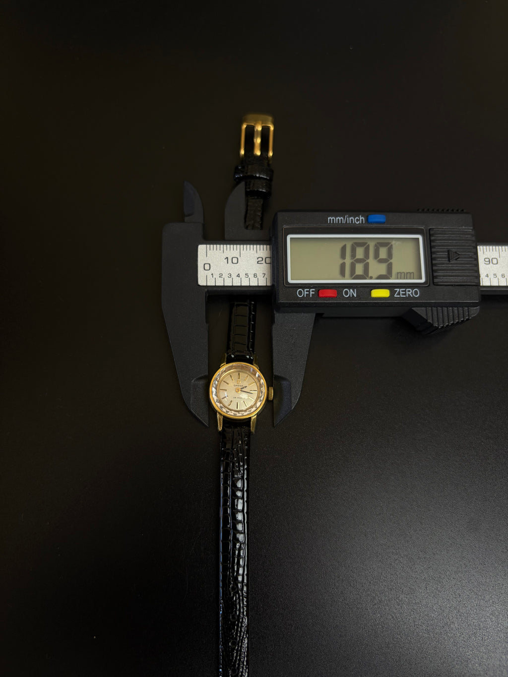 Omega De Ville Vintage – Gold-Tone 19 mm