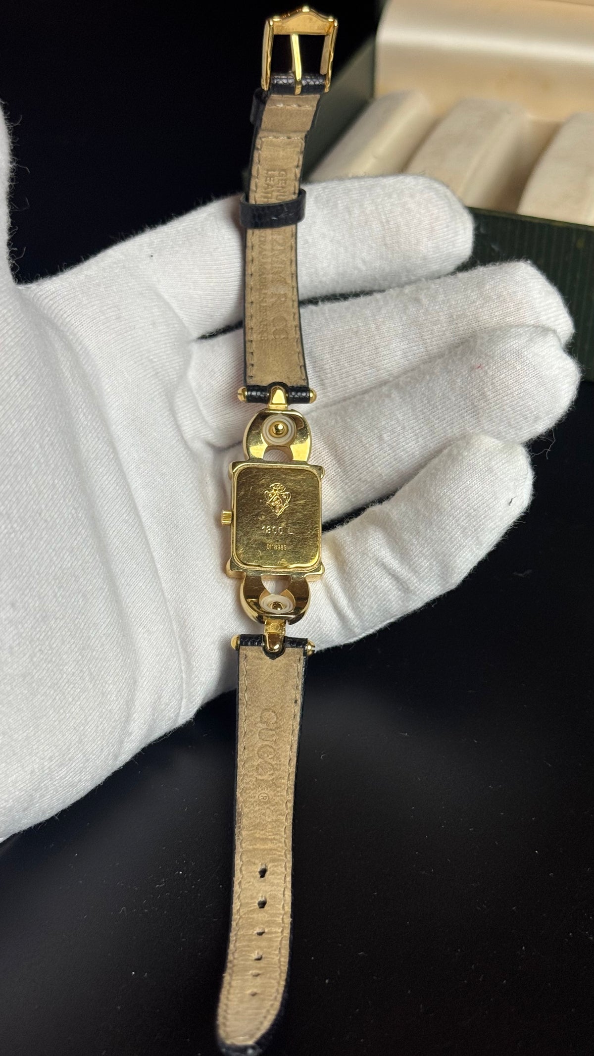 Gucci 1800L Vintage Zegarek Damski Gold Tone