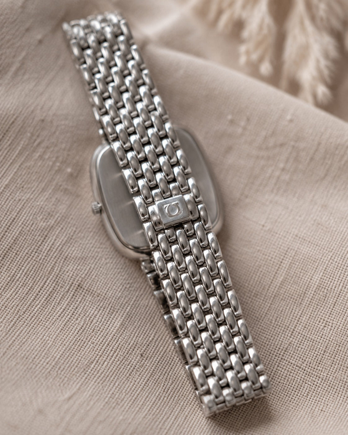 Omega De Ville